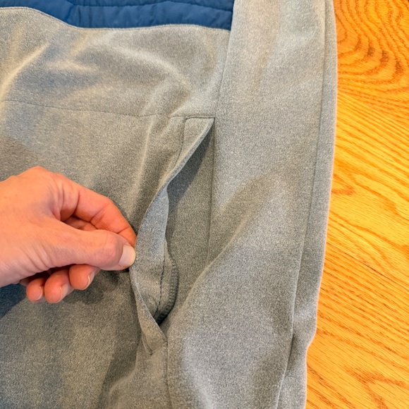 Johnnie-O Men's Golf Quarter-Zip Pullover in Blue Grey (Size Small) - Picture 4 of 8